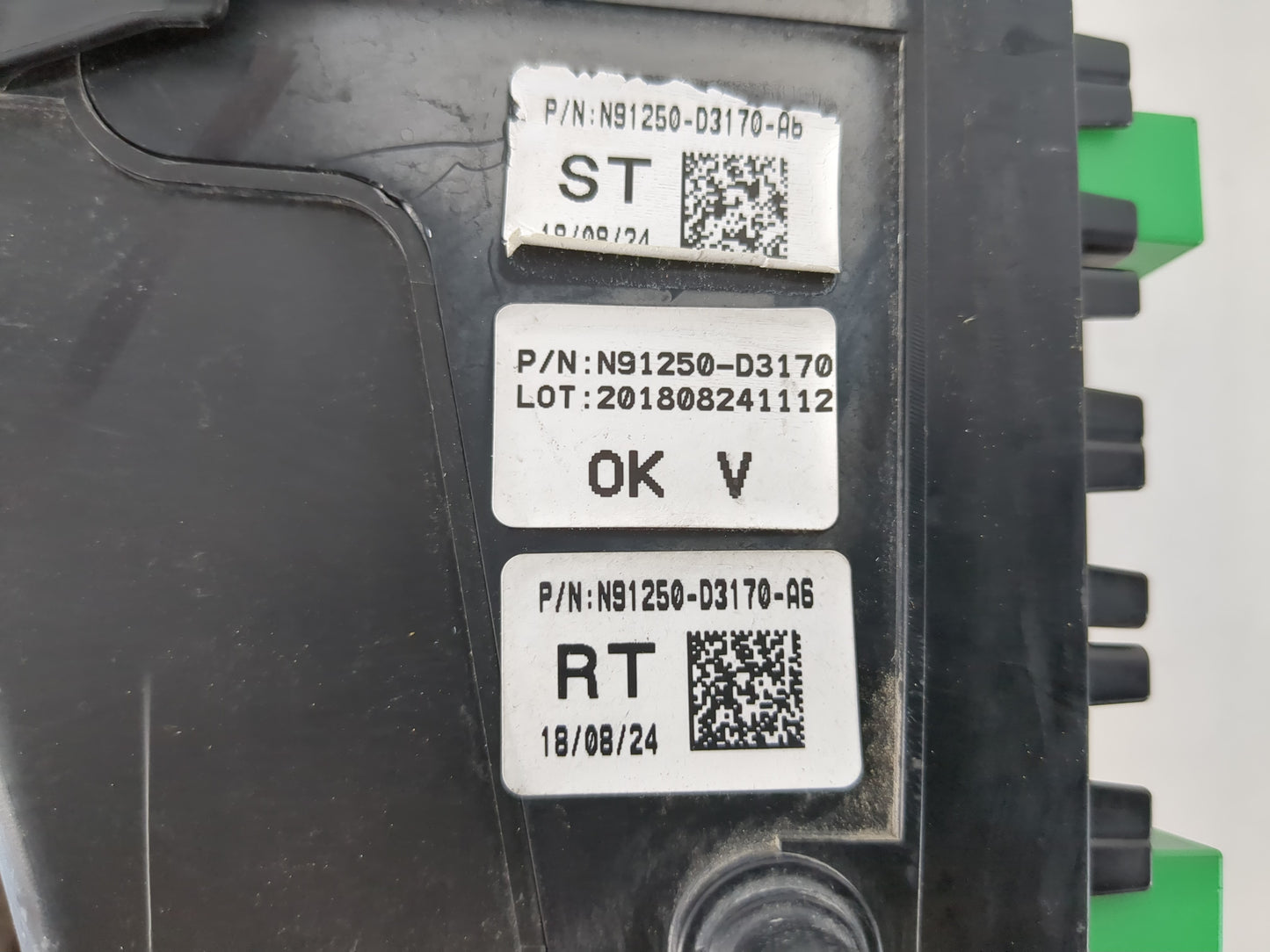 2019-2021 Hyundai Tucson Fusebox Fuse Box Panel Relay Module P/N:91250-D3170 91956-D3020 Fits Fits 2019 2020 2021 OEM Used A