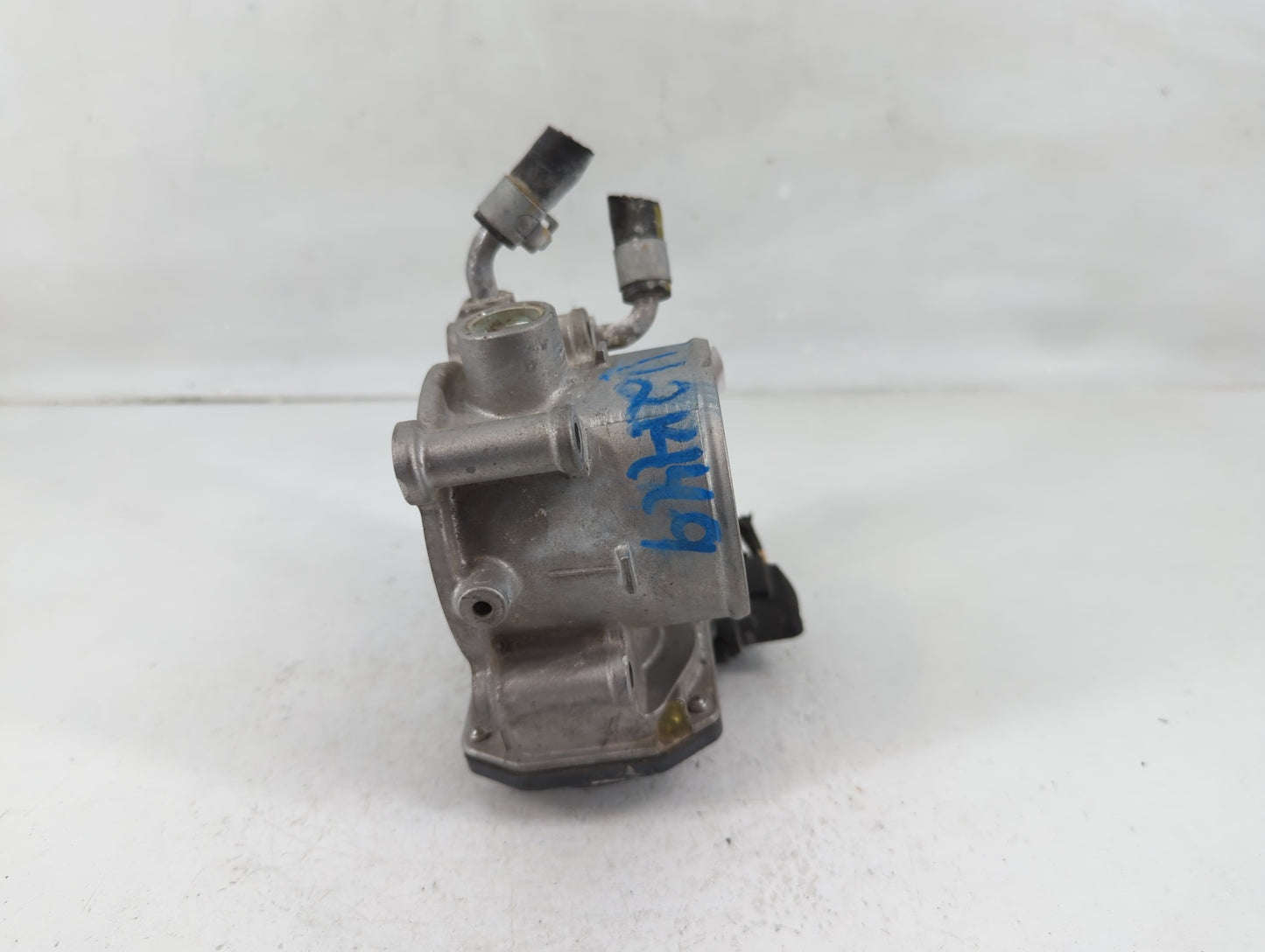 2014-2021 Hyundai Tucson Throttle Body P/N:35100-2E000 Fits Fits 2011 2012 2013 2014 2015 2016 2017 2018 2019 2020 2021 OEM 