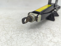 2019 Hyundai Tucson Spare Scissor Car Jack 1157467 - Oemusedautoparts1.com