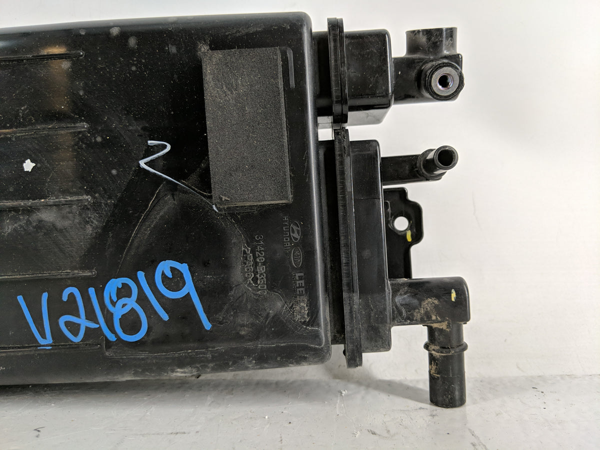 2019 Hyundai Tucson Fuel Vapor Charcoal Canister 1188104 - Oemusedautoparts1.com