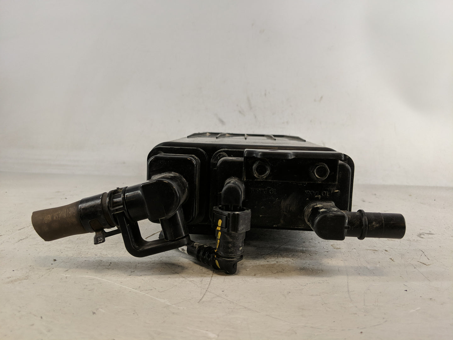 2019 Hyundai Tucson Fuel Vapor Charcoal Canister - Oemusedautoparts1.com