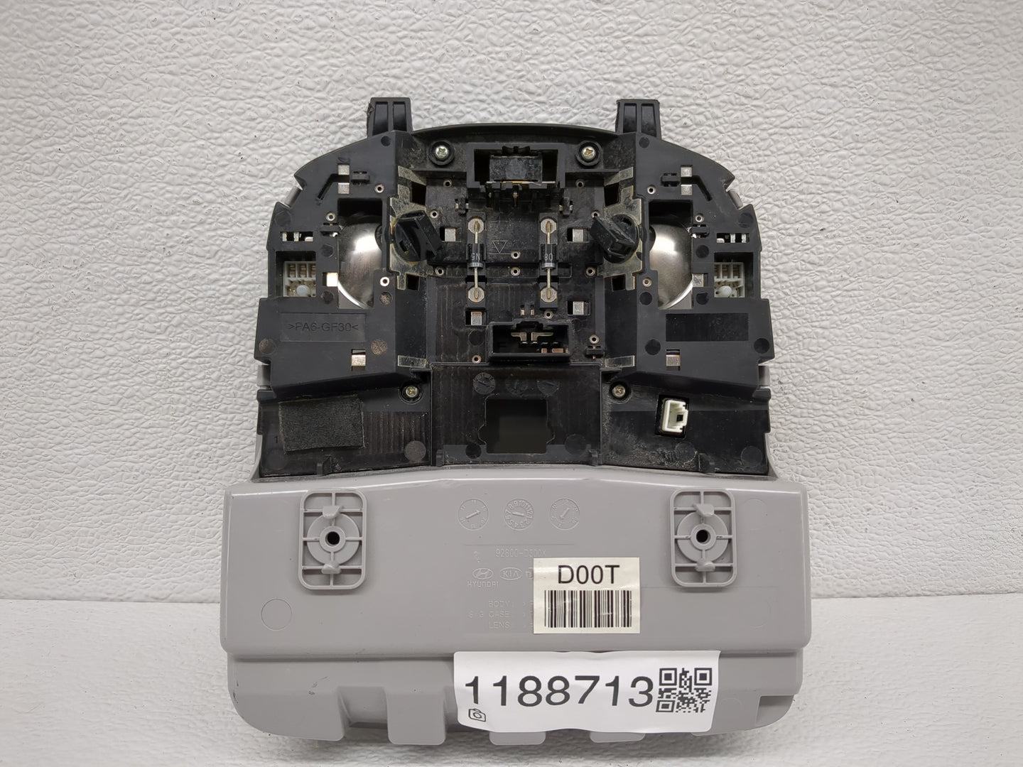 2019 Hyundai Tucson Overhead Roof Console - Oemusedautoparts1.com