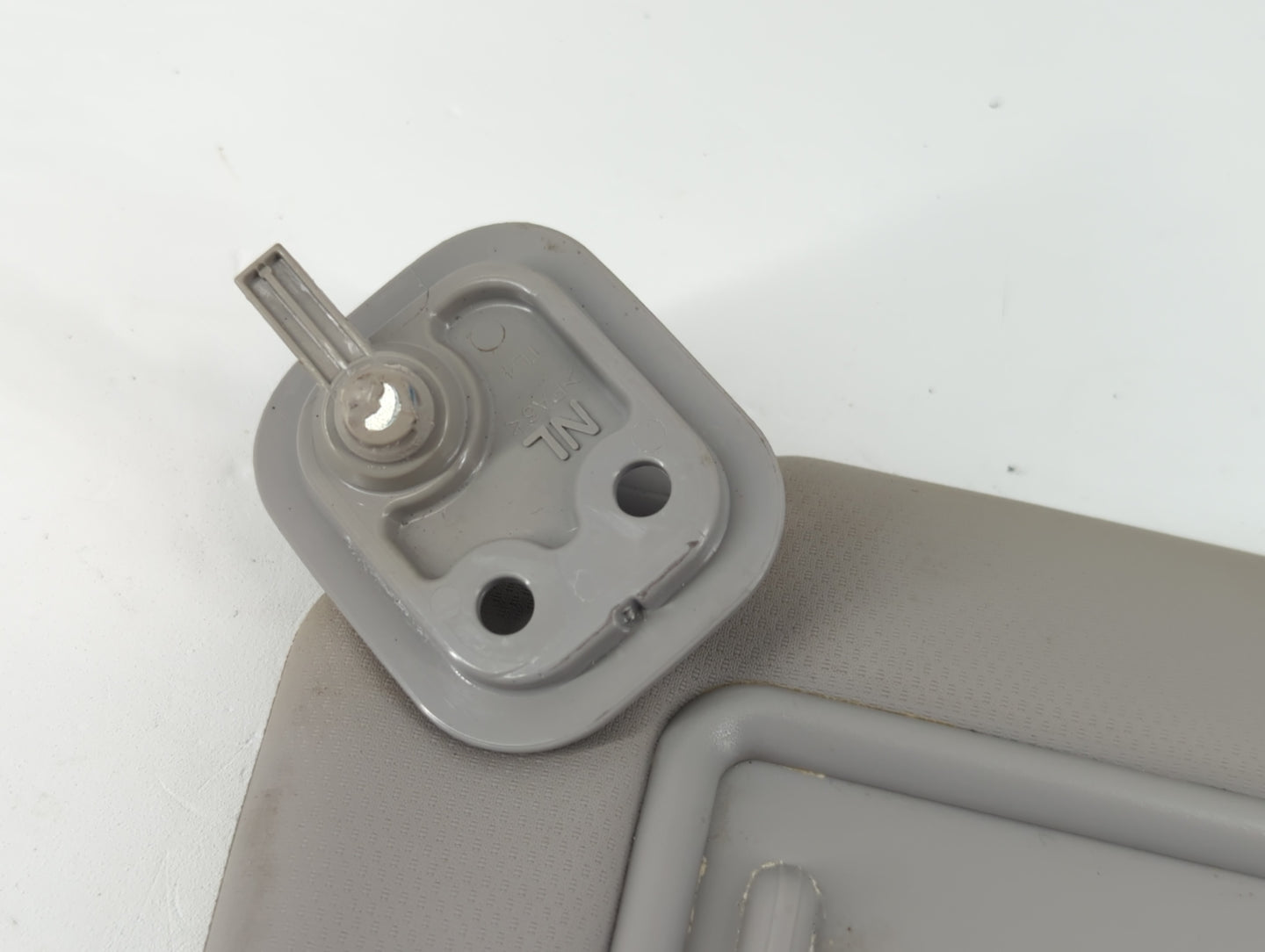 2019-2021 Hyundai Tucson Sun Visor Shade Replacement Driver Left Mirror Fits Fits 2019 2020 2021 OEM Used Auto Parts - Oemus