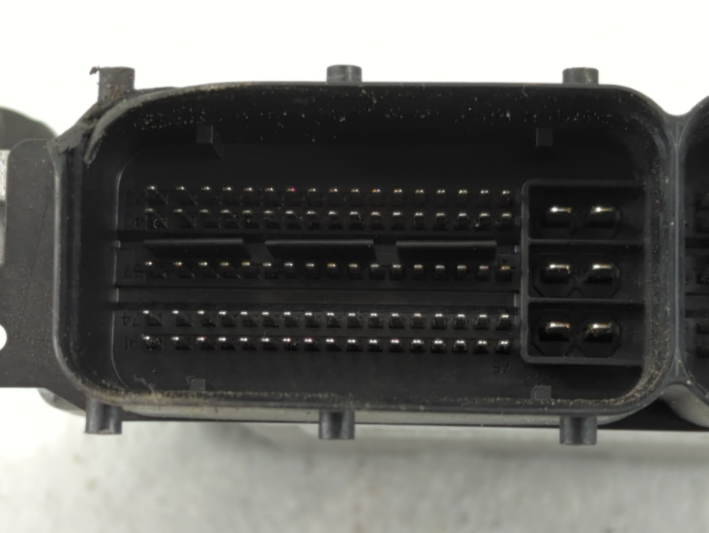 2019-2021 Hyundai Tucson PCM Engine Control Computer ECU ECM PCU OEM P/N:0 261 S20 922 Fits Fits 2019 2020 2021 OEM Used Aut