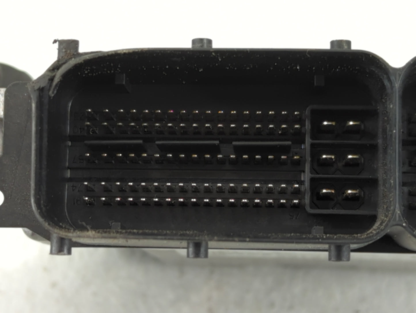 2019-2021 Hyundai Tucson PCM Engine Control Computer ECU ECM PCU OEM P/N:0 261 S20 922 Fits Fits 2019 2020 2021 OEM Used Aut