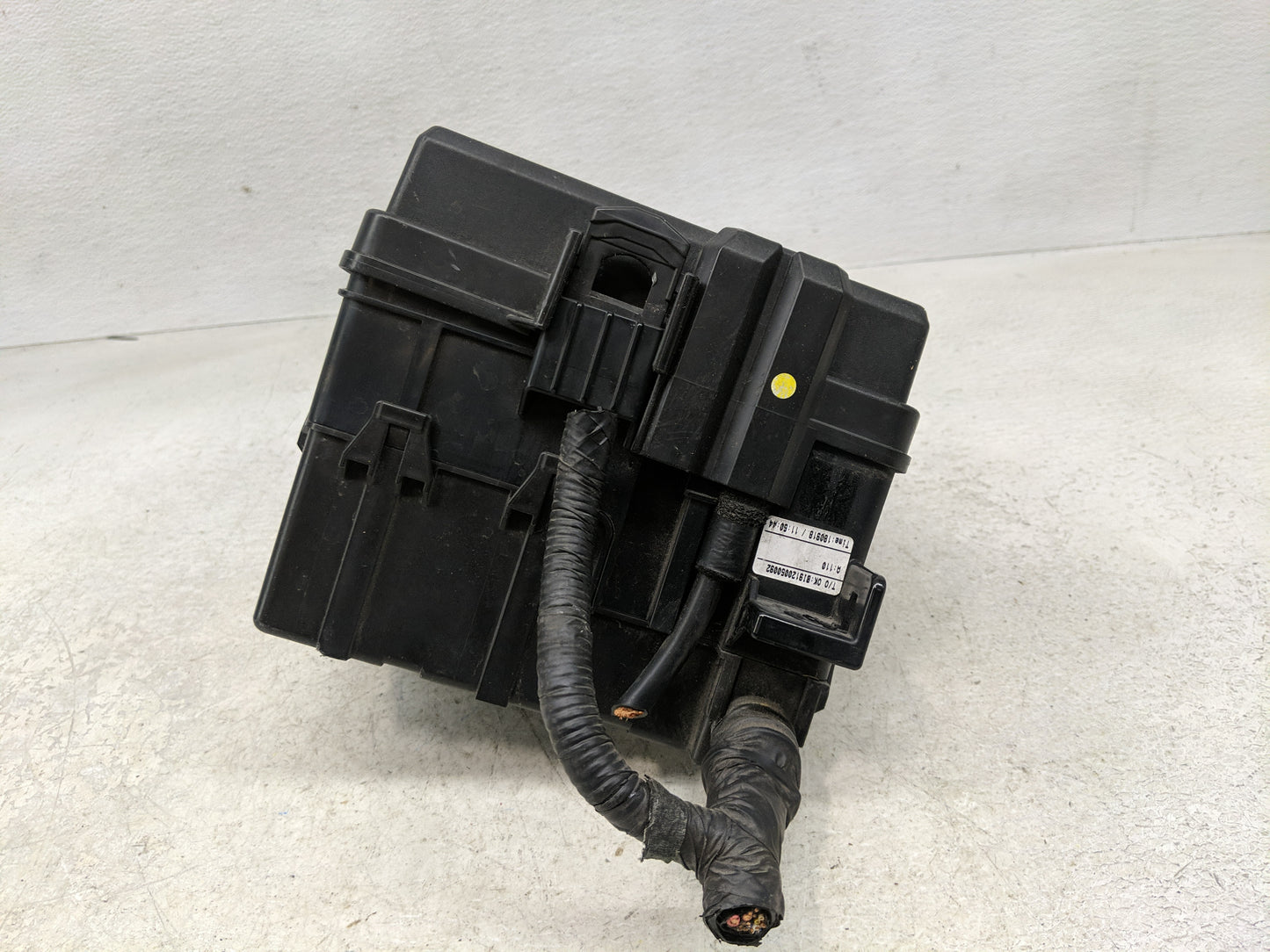 2019-2021 Hyundai Tucson Fusebox Fuse Box Panel Relay Module P/N:91290-D3060 Fits Fits 2019 2020 2021 OEM Used Auto Parts - 