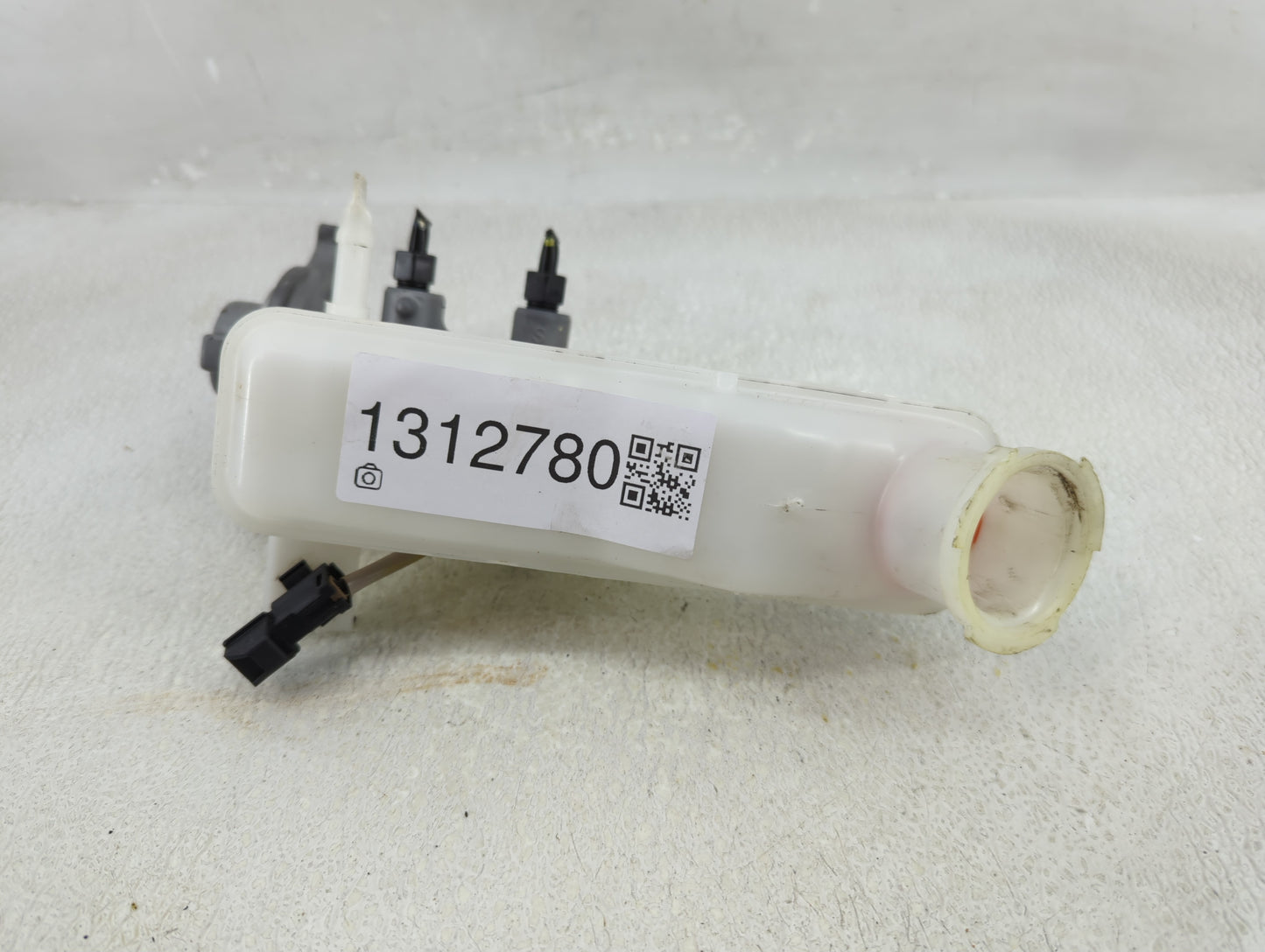 2016-2021 Hyundai Tucson Brake Master Cylinder 1312780 - Oemusedautoparts1.com