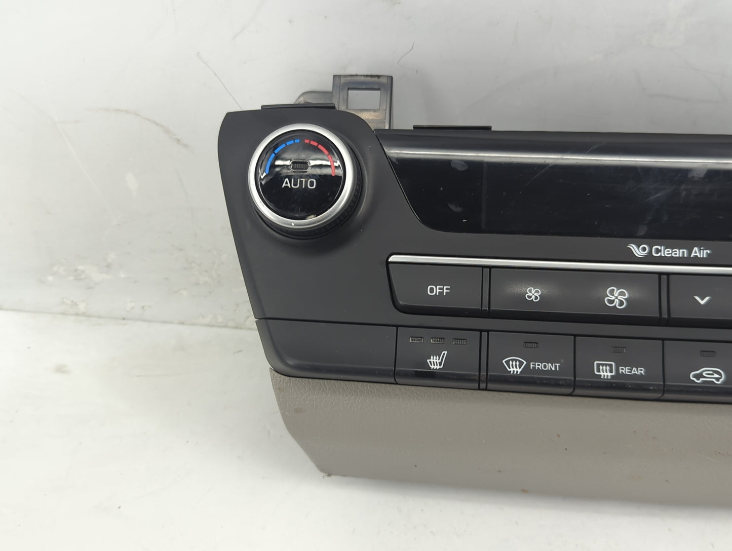 2019-2022 Hyundai Tucson Climate Control Module Temperature AC/Heater Replacement P/N:97250-D3GD0TGG Fits Fits 2019 2020 202