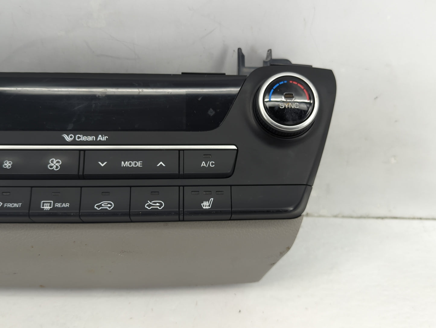 2019-2022 Hyundai Tucson Climate Control Module Temperature AC/Heater Replacement P/N:97250-D3GD0TGG Fits Fits 2019 2020 202
