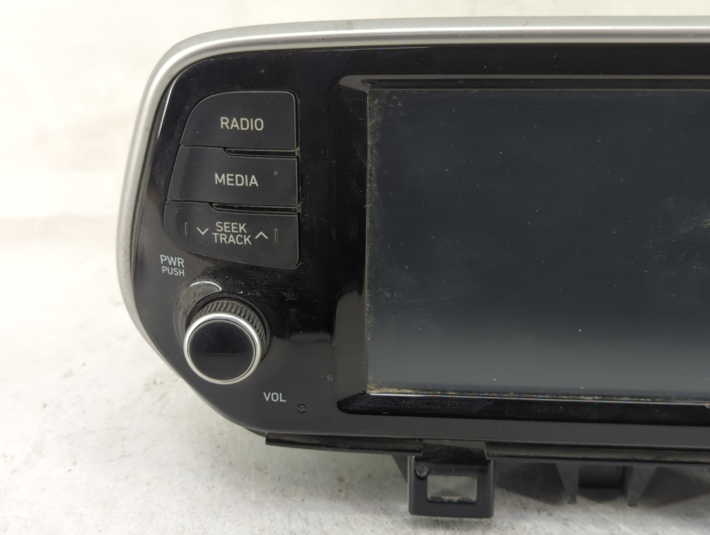 2019-2021 Hyundai Tucson Radio AM FM Cd Player Receiver Replacement P/N:96160D3800ZL5 Fits Fits 2019 2020 2021 OEM Used Auto
