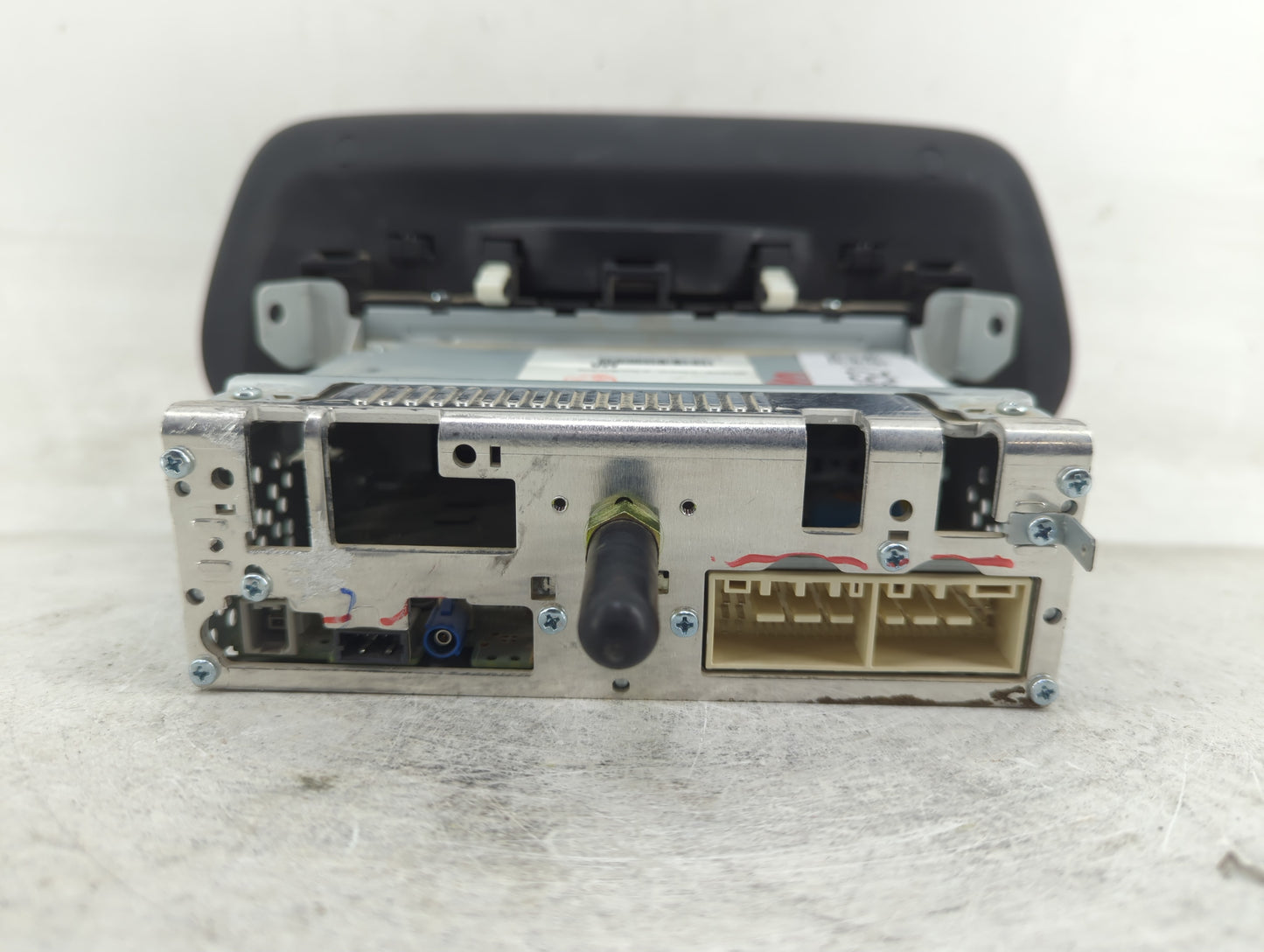 2019-2021 Hyundai Tucson Radio AM FM Cd Player Receiver Replacement P/N:96160D3800ZL5 Fits Fits 2019 2020 2021 OEM Used Auto