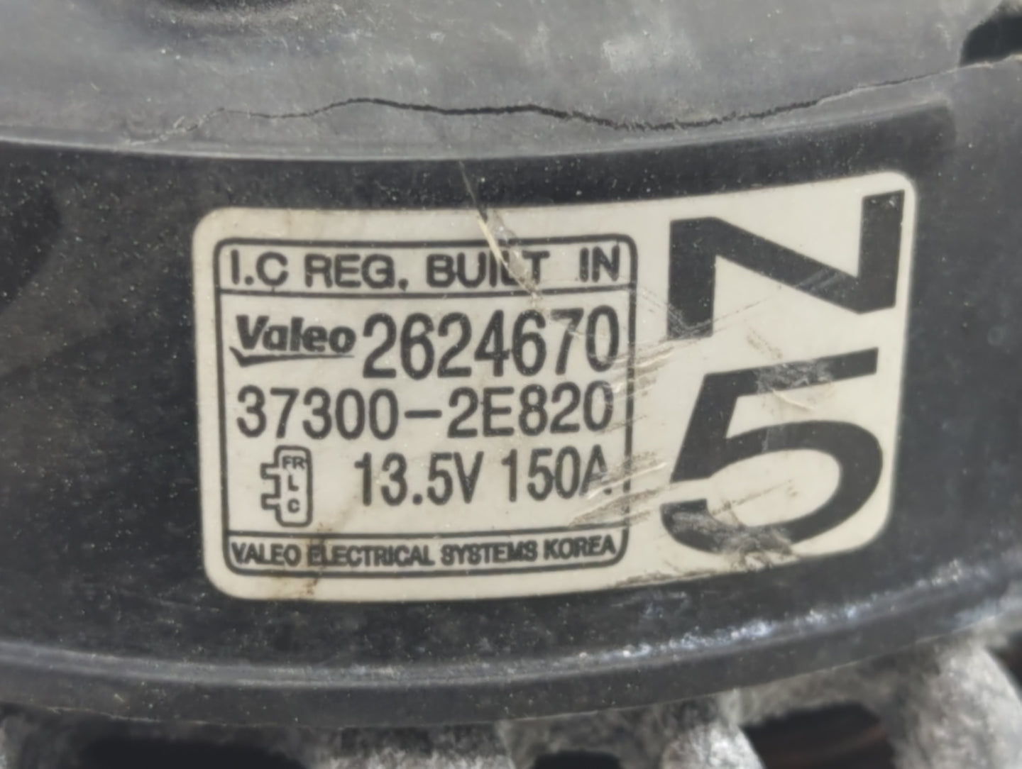 2016-2021 Hyundai Tucson Alternator Replacement Generator Charging Assembly Engine OEM P/N:37300-2E820 2624670 Fits OEM Used