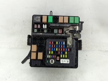 2019-2021 Hyundai Tucson Fusebox Fuse Box Panel Relay Module P/N:91956-D3020 Fits Fits 2019 2020 2021 OEM Used Auto Parts
