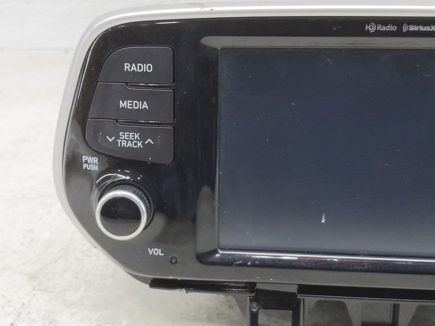 2019-2021 Hyundai Tucson Radio AM FM Cd Player Receiver Replacement P/N:96160D3920ZL5 Fits Fits 2019 2020 2021 OEM Used Auto