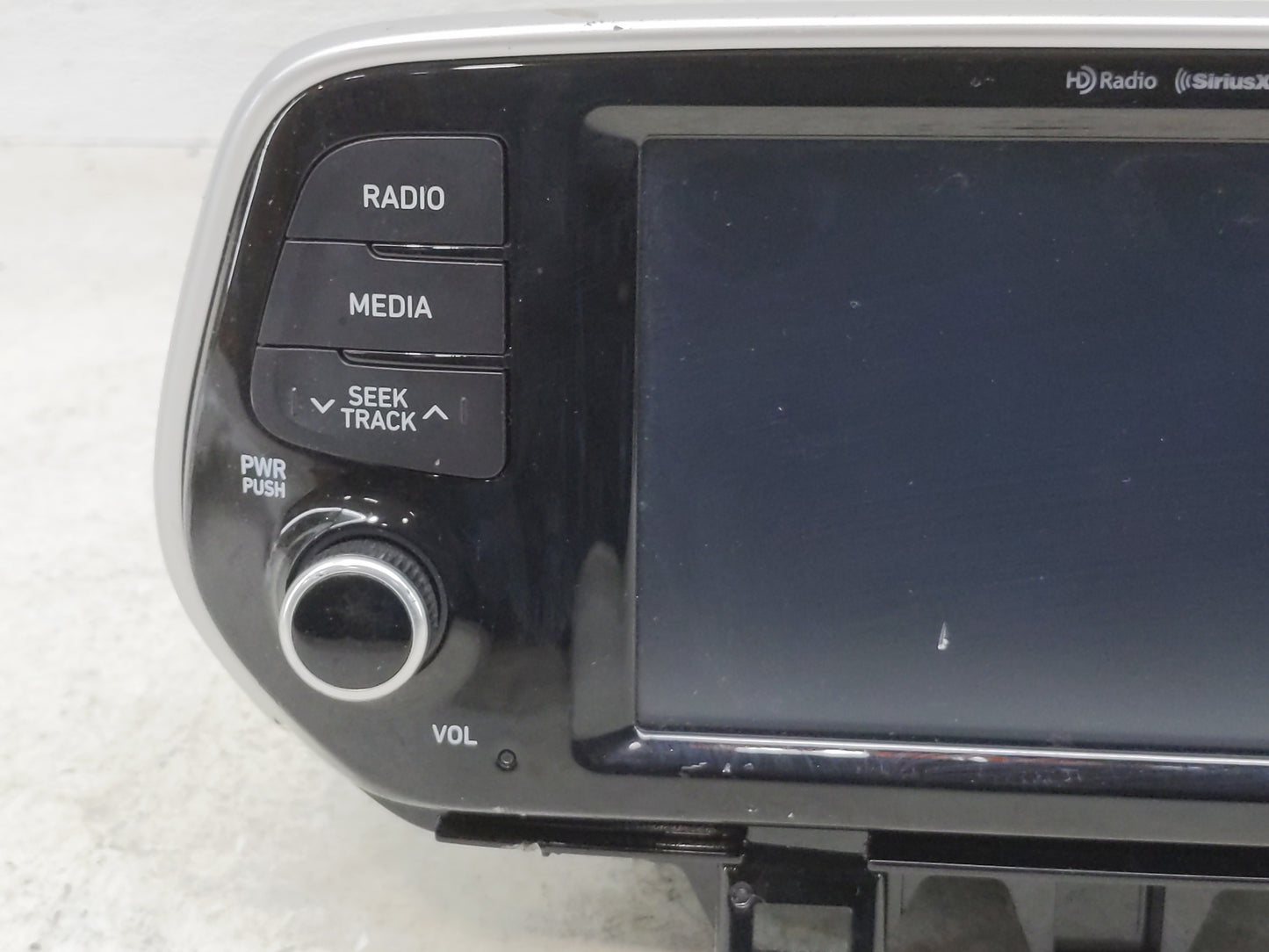 2019-2021 Hyundai Tucson Radio AM FM Cd Player Receiver Replacement P/N:96160D3920ZL5 Fits Fits 2019 2020 2021 OEM Used Auto