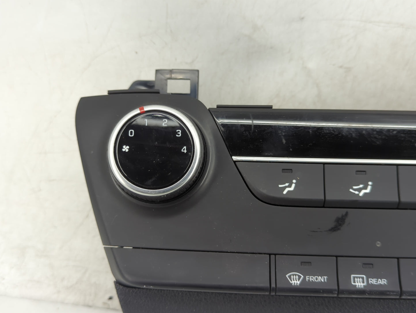2019-2021 Hyundai Tucson Climate Control Module Temperature AC/Heater Replacement P/N:97250-D3AK0-TRY Fits Fits 2019 2020 20