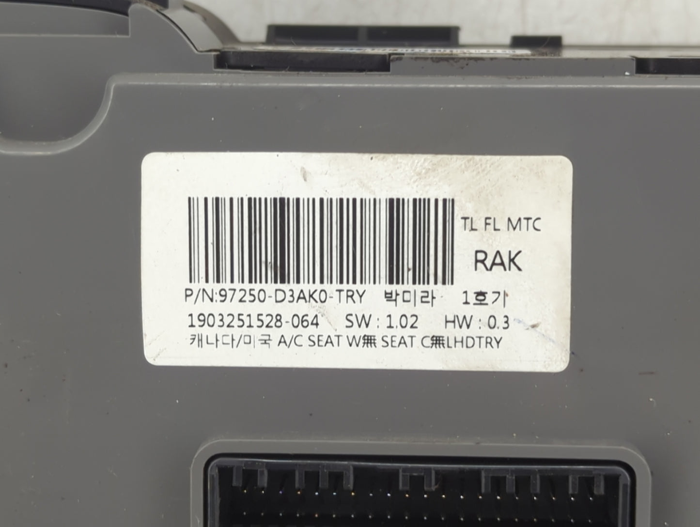2019-2021 Hyundai Tucson Climate Control Module Temperature AC/Heater Replacement P/N:97250-D3AK0-TRY Fits Fits 2019 2020 20