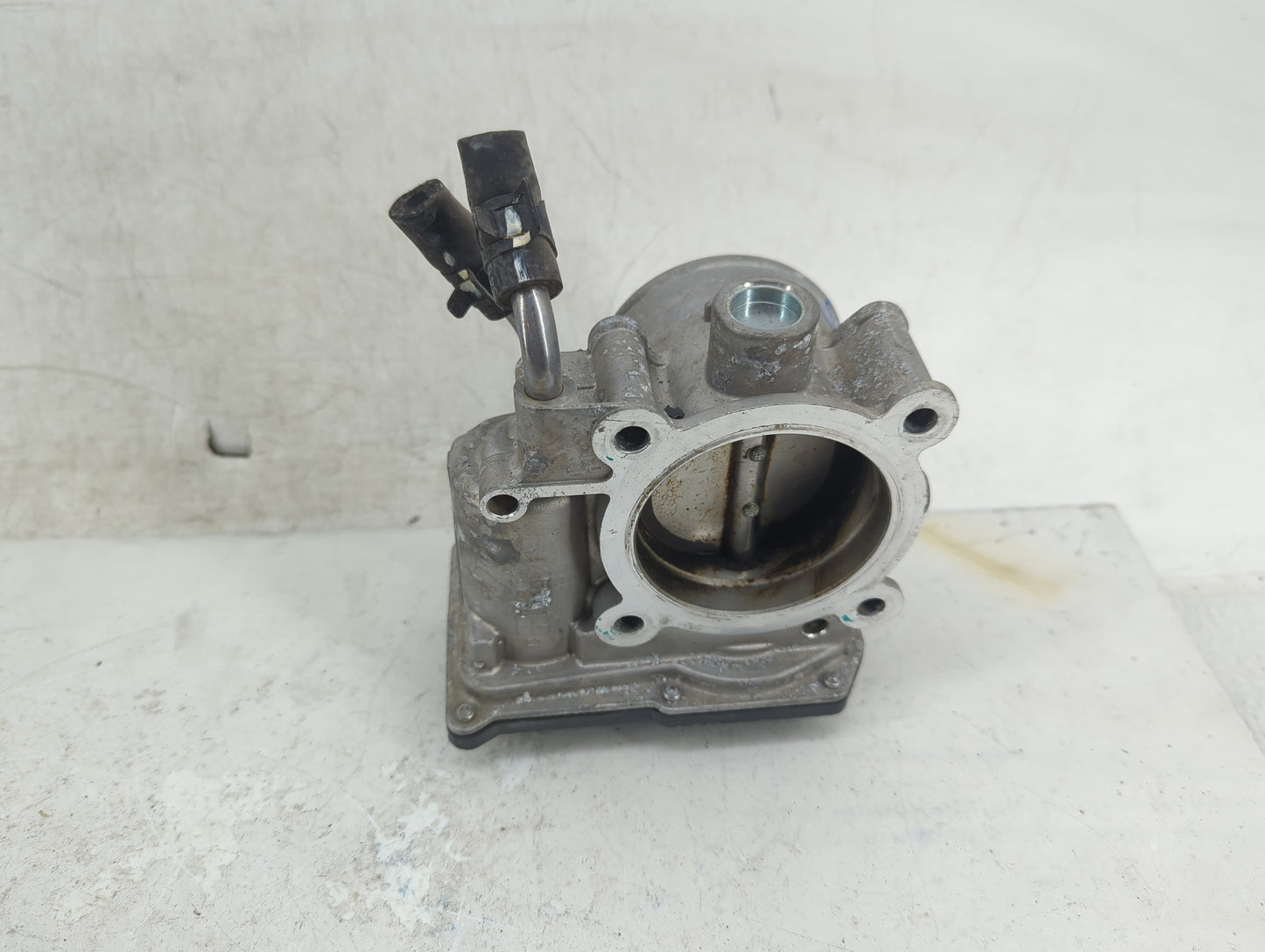 2014-2021 Hyundai Tucson Throttle Body P/N:35100-2E000 Fits Fits 2011 2012 2013 2014 2015 2016 2017 2018 2019 2020 2021 OEM 