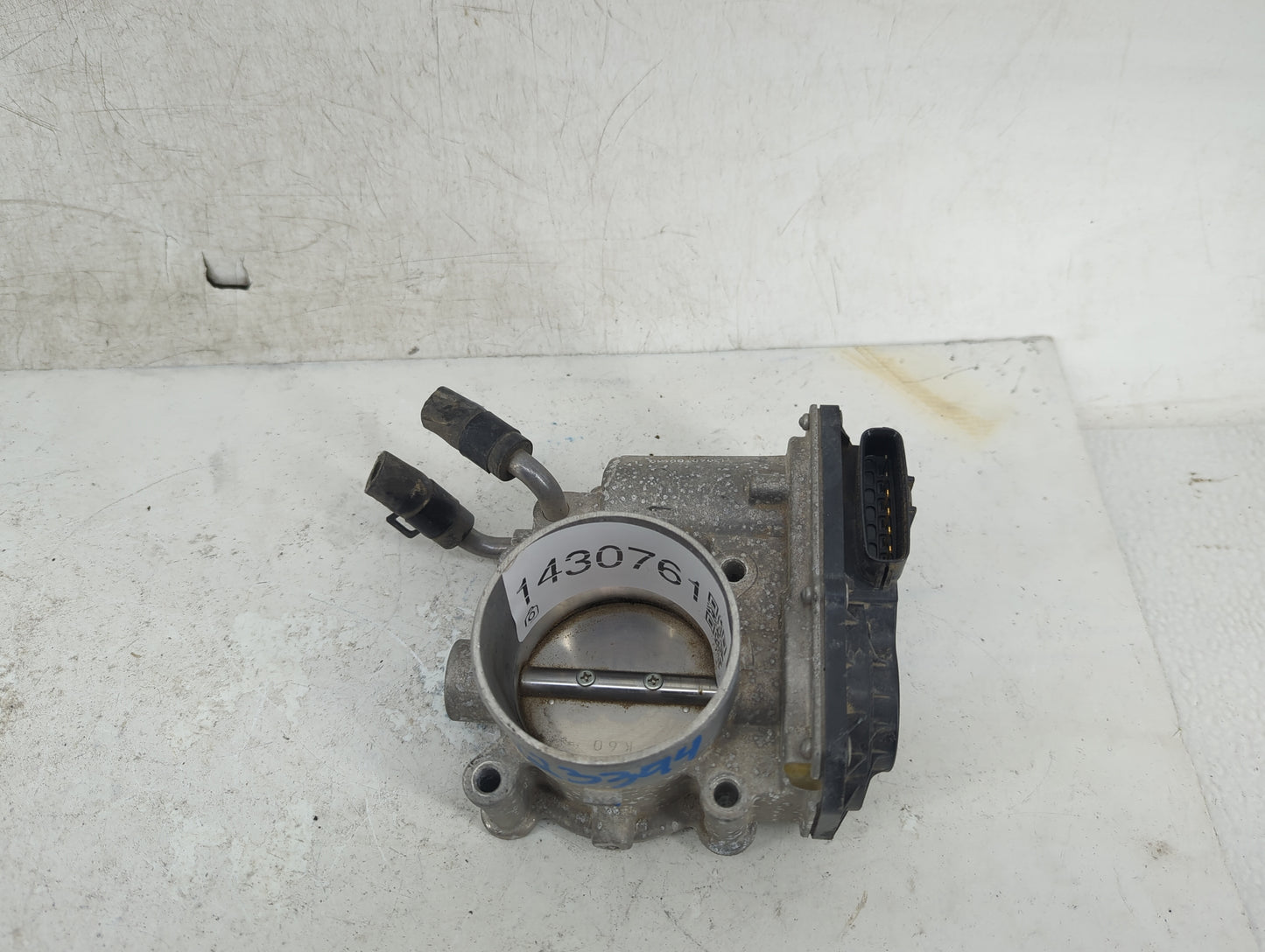 2014-2021 Hyundai Tucson Throttle Body P/N:35100-2E000 Fits Fits 2011 2012 2013 2014 2015 2016 2017 2018 2019 2020 2021 OEM 