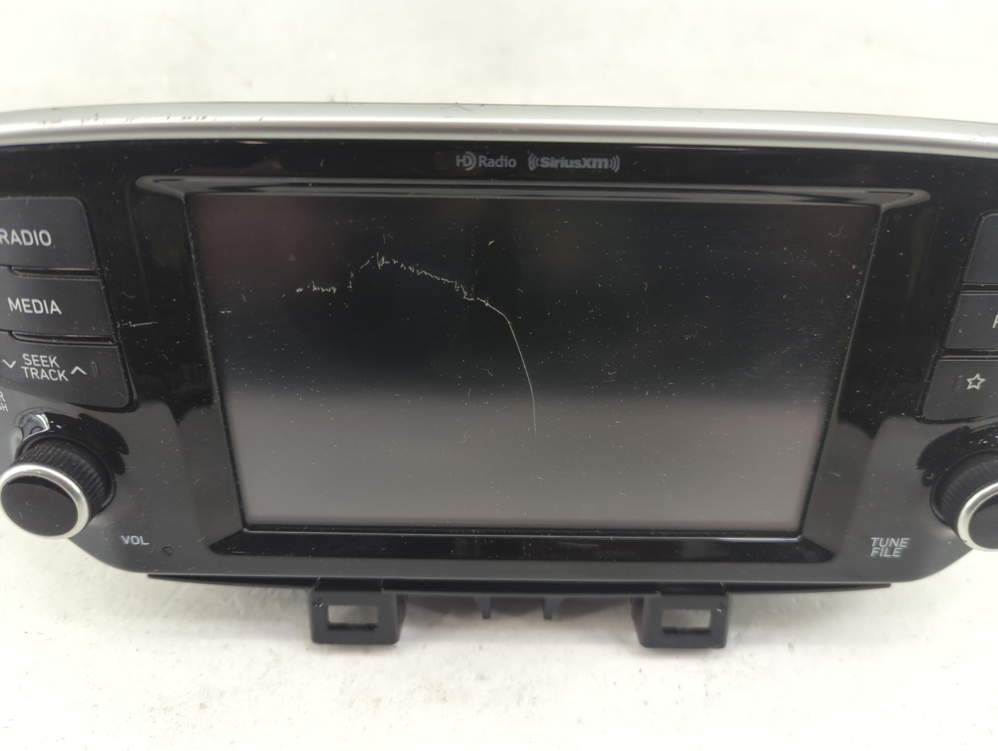 2019-2021 Hyundai Tucson Radio AM FM Cd Player Receiver Replacement P/N:96160D3920ZL5 Fits Fits 2019 2020 2021 OEM Used Auto