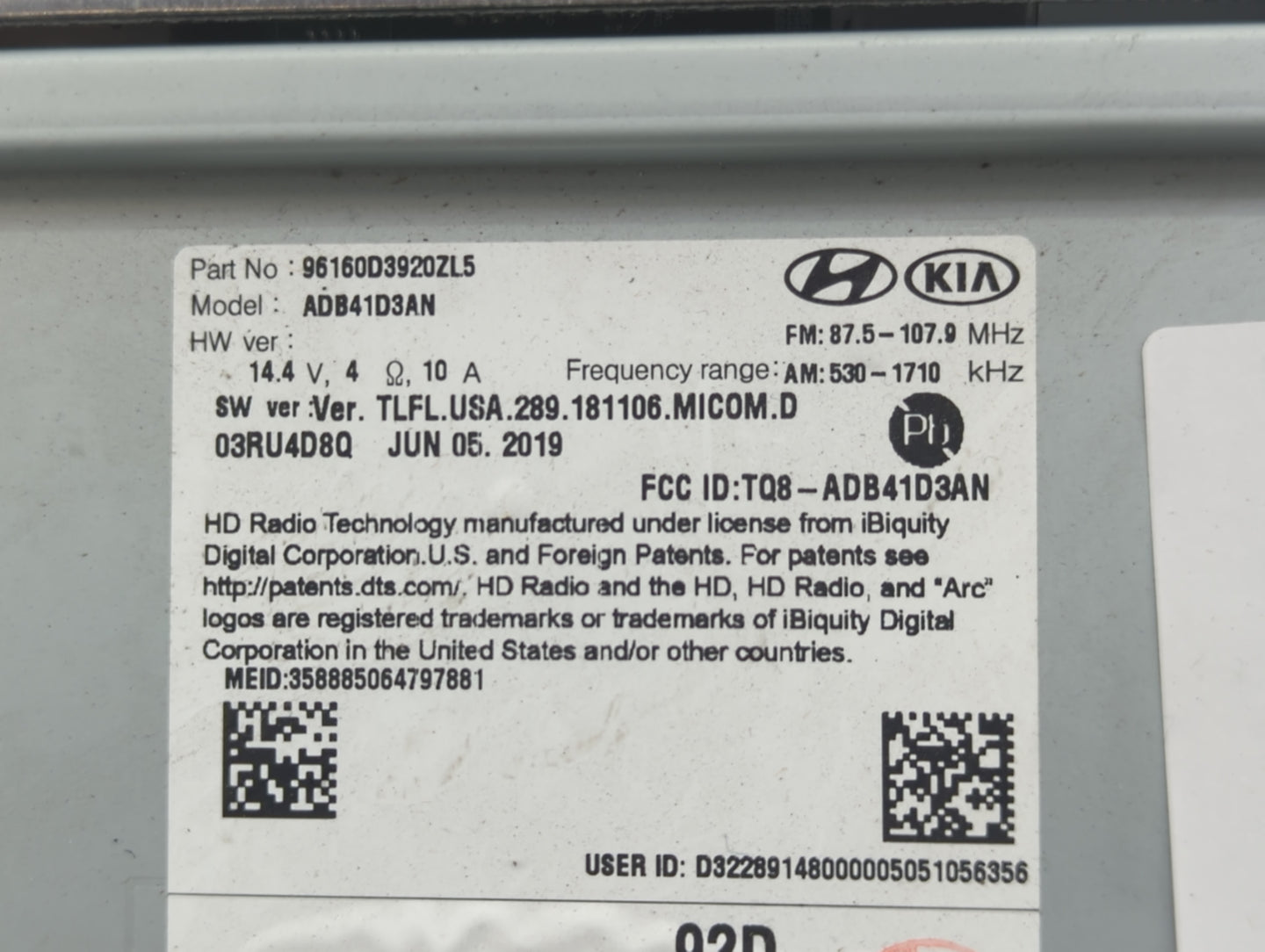 2019-2021 Hyundai Tucson Radio AM FM Cd Player Receiver Replacement P/N:96160D3920ZL5 Fits Fits 2019 2020 2021 OEM Used Auto