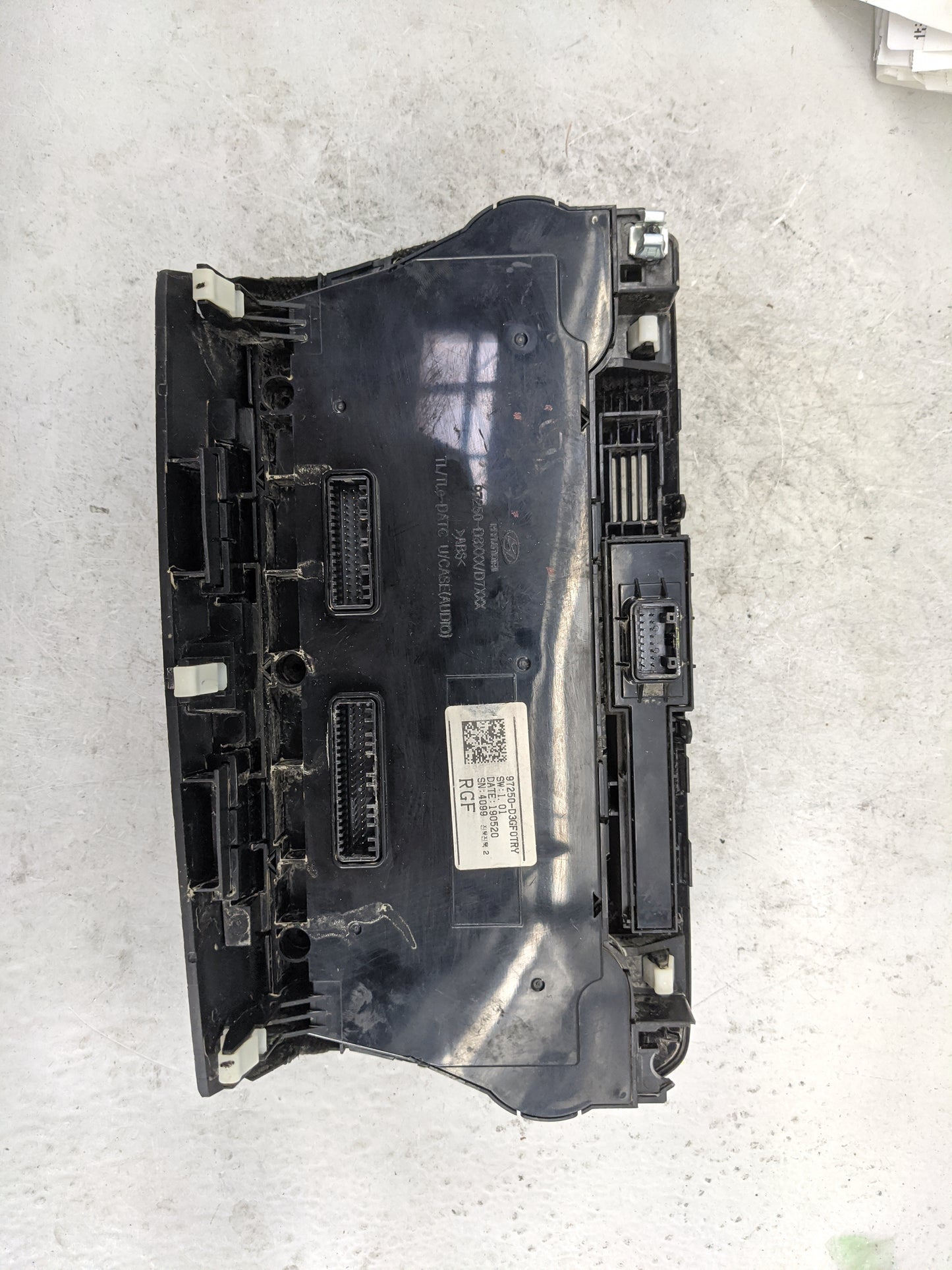 2019-2021 Hyundai Tucson Climate Control Module Temperature AC/Heater Replacement P/N:97250-D3GF0TRY Fits Fits 2019 2020 202