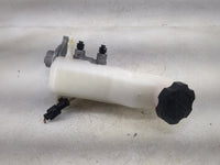 2016-2021 Hyundai Tucson Brake Master Cylinder 1492453 - Oemusedautoparts1.com