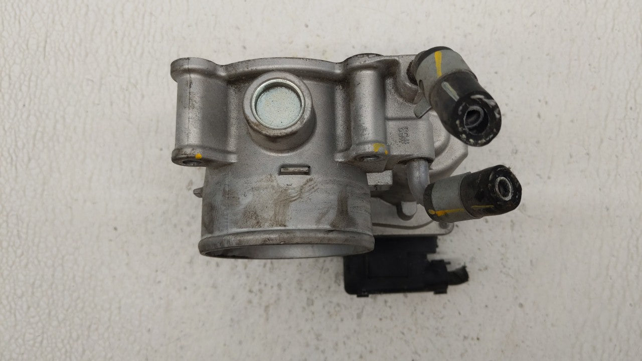 2014-2018 Hyundai Tucson Throttle Body P/N:35100-2E000 Fits Fits 2011 2012 2013 2014 2015 2016 2017 2018 2019 OEM Used Auto 
