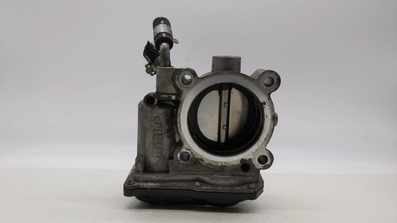 2014-2018 Hyundai Tucson Throttle Body P/N:35100-2E000 Fits Fits 2011 2012 2013 2014 2015 2016 2017 2018 2019 OEM Used Auto 