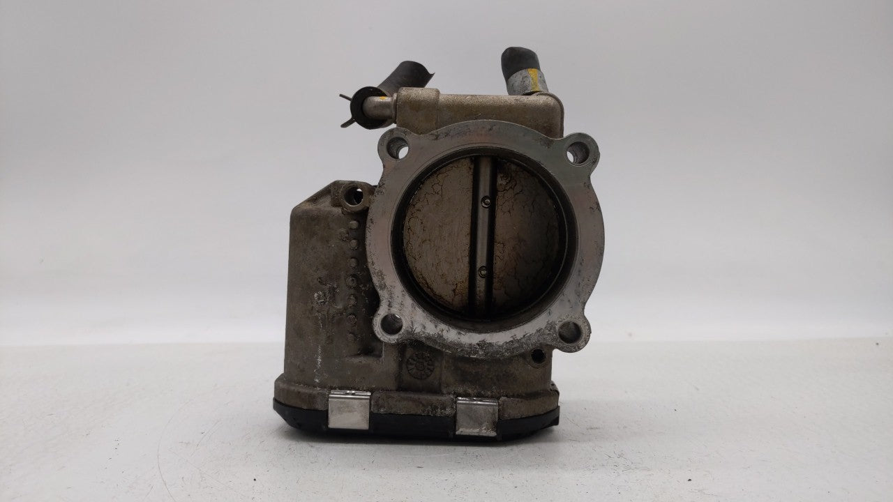 2018 Hyundai Tucson Throttle Body P/N:35100-2G600 Fits Fits 2015 2016 2017 2019 OEM Used Auto Parts - Oemusedautoparts1.com