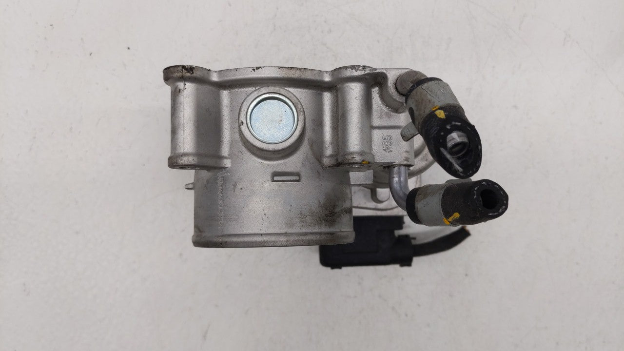 2014-2018 Hyundai Tucson Throttle Body P/N:35100-2E000 Fits Fits 2011 2012 2013 2014 2015 2016 2017 2018 2019 OEM Used Auto 