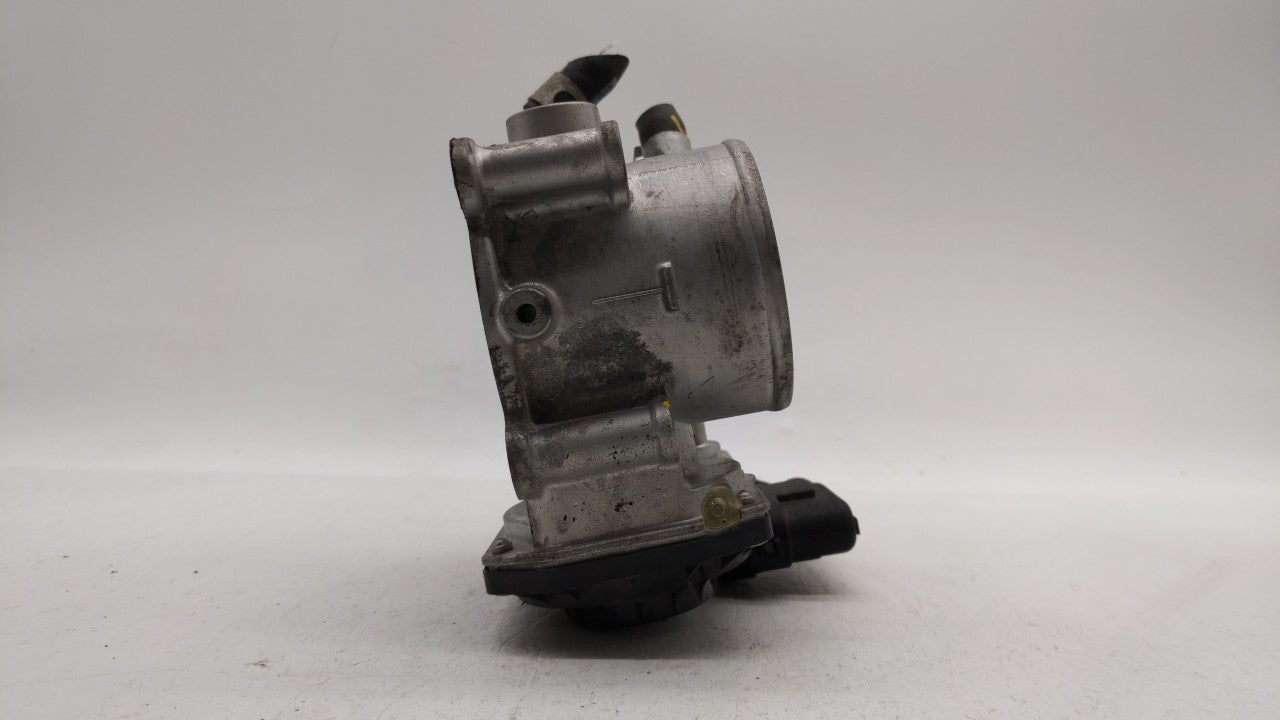 2014-2018 Hyundai Tucson Throttle Body P/N:35100-2E000 Fits Fits 2011 2012 2013 2014 2015 2016 2017 2018 2019 OEM Used Auto 