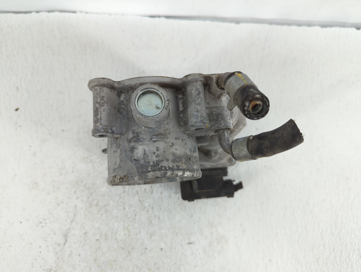2014-2018 Hyundai Tucson Throttle Body P/N:35100-2E000 1302150124 Fits Fits 2011 2012 2013 2014 2015 2016 2017 2018 2019 OEM