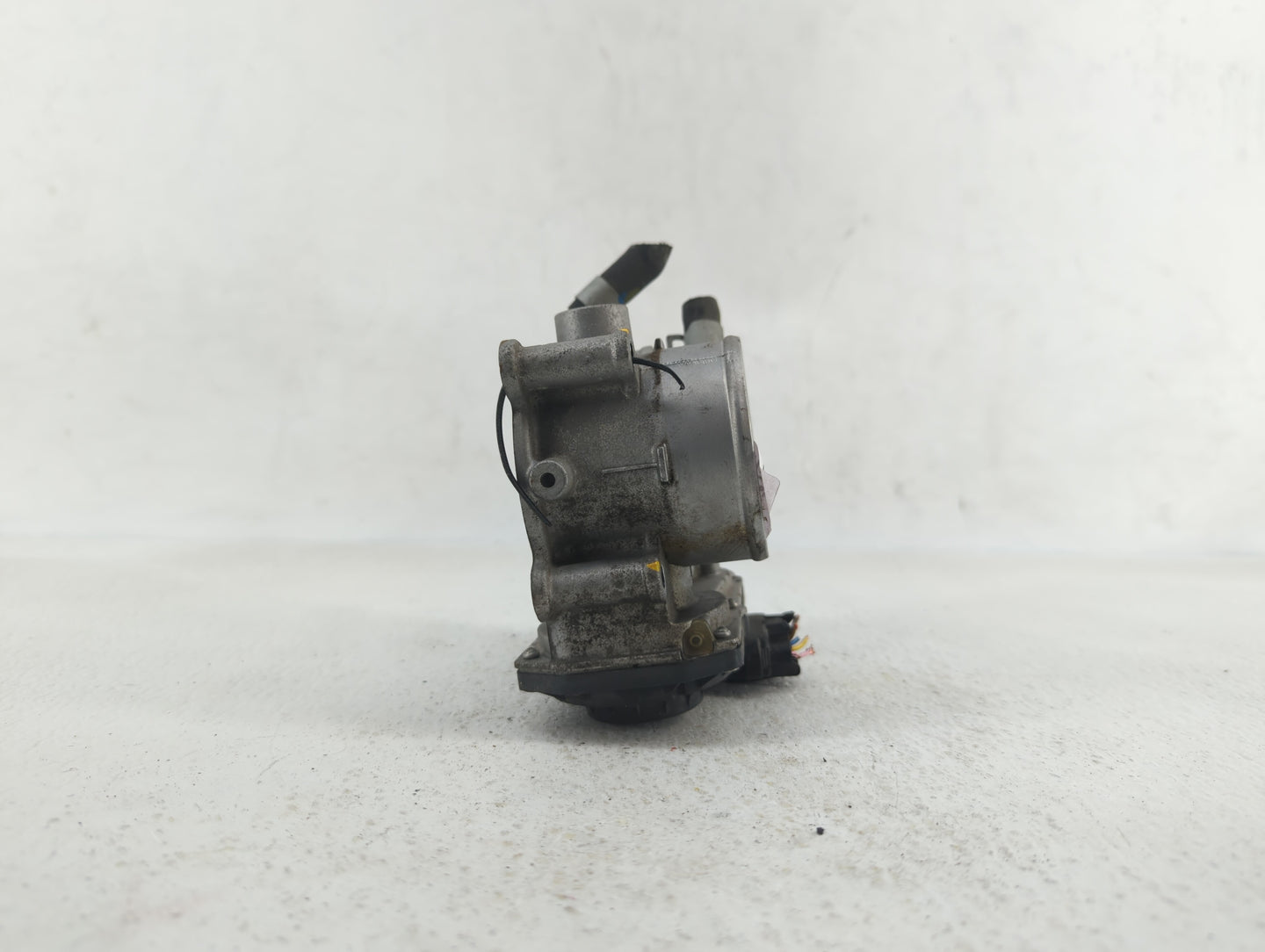 2014-2018 Hyundai Tucson Throttle Body P/N:35100-2E000 1302150124 Fits Fits 2011 2012 2013 2014 2015 2016 2017 2018 2019 OEM