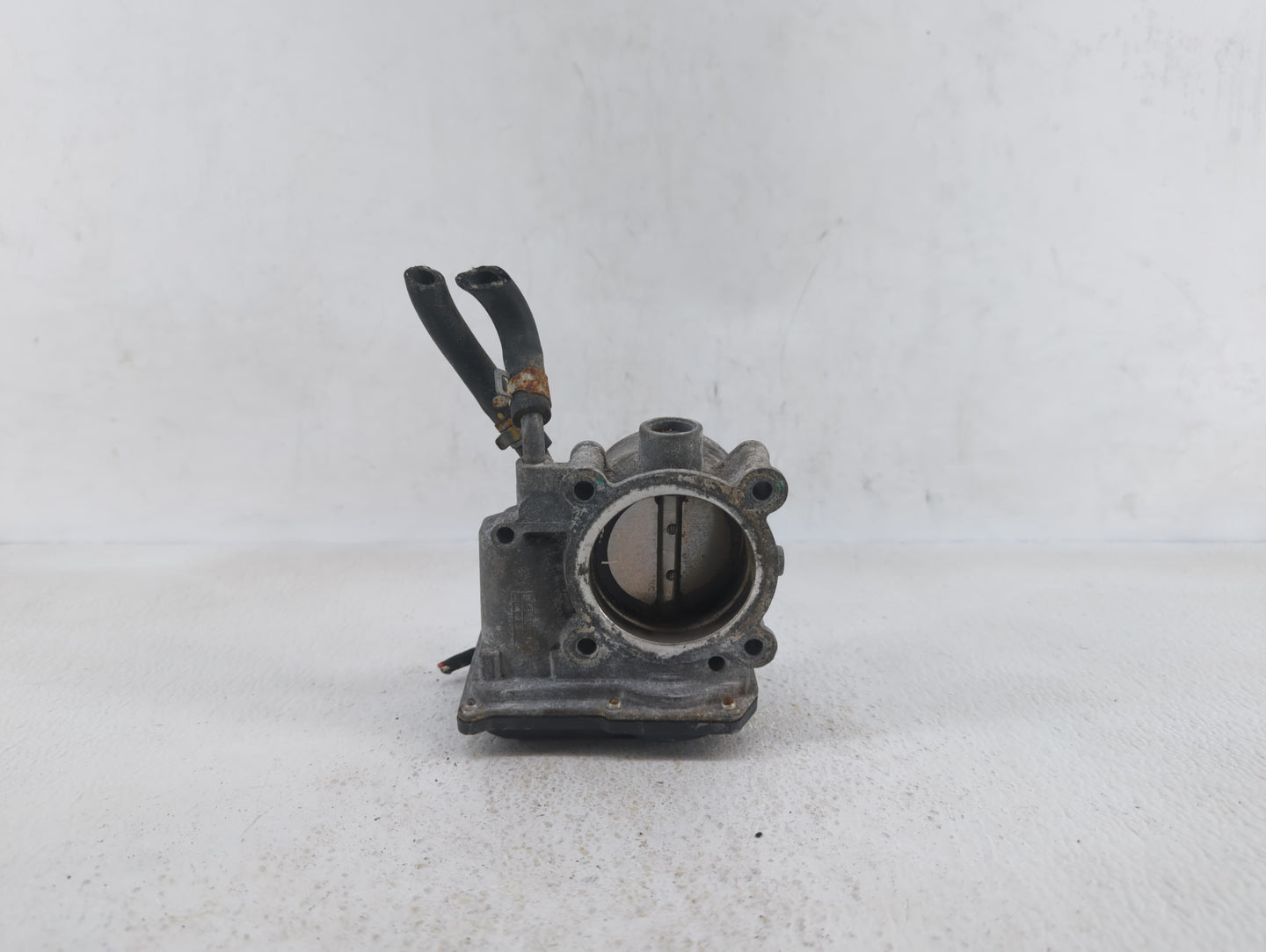 2014-2018 Hyundai Tucson Throttle Body P/N:35100-2E000 1302150124 Fits Fits 2011 2012 2013 2014 2015 2016 2017 2018 2019 OEM