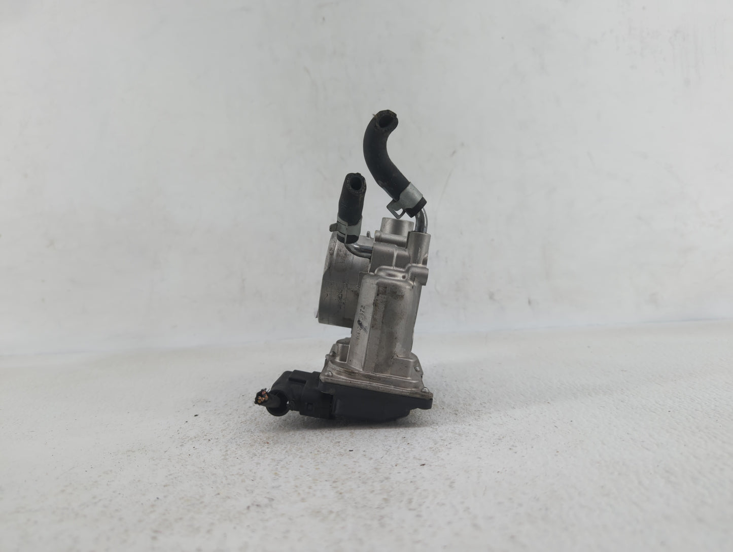 2014-2018 Hyundai Tucson Throttle Body P/N:35100-2E000 1302150124 Fits Fits 2011 2012 2013 2014 2015 2016 2017 2018 2019 OEM