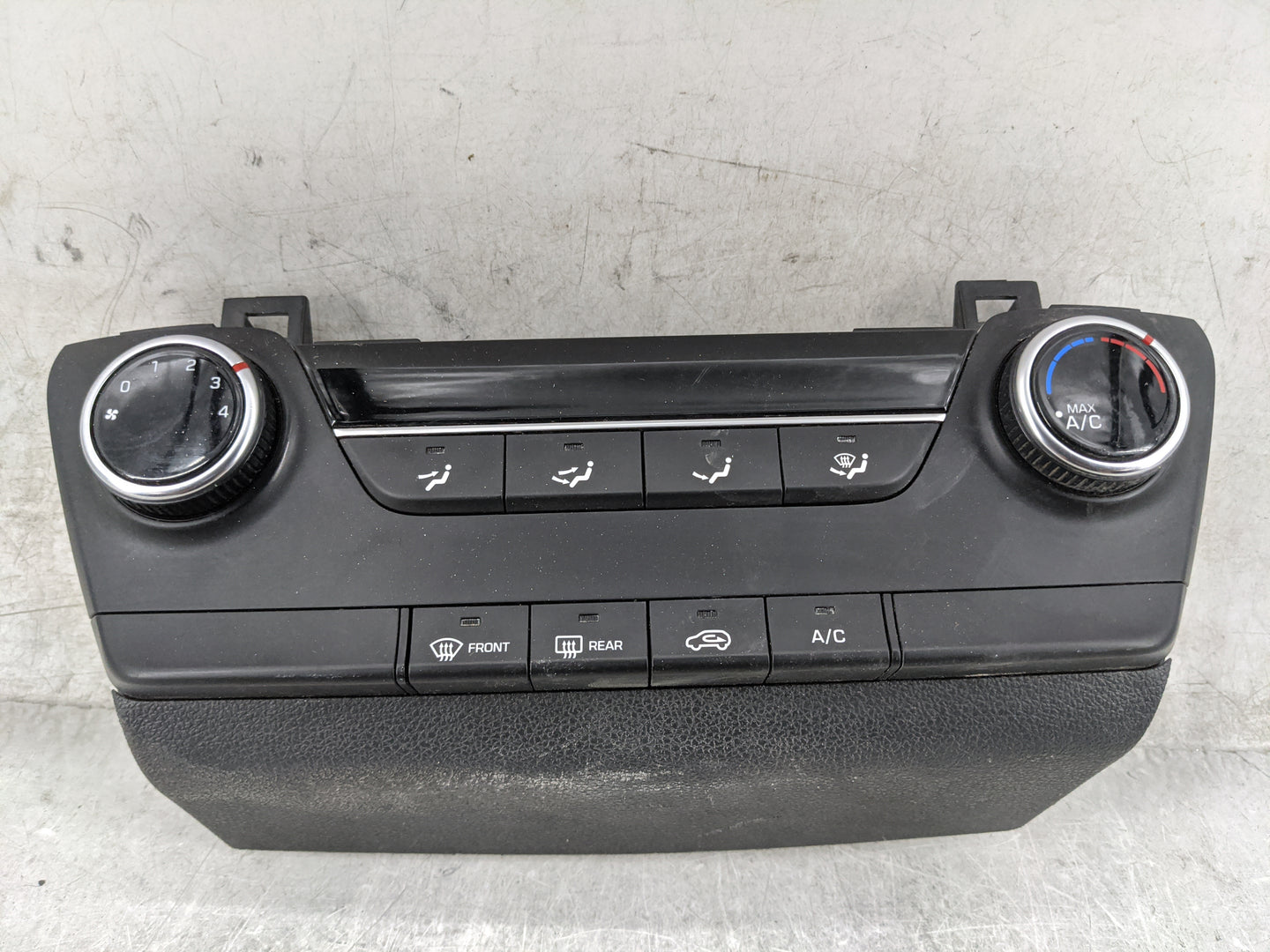2016-2018 Hyundai Tucson Climate Control Module Temperature AC/Heater Replacement P/N:97250-D3AK0-TRY 97250-D3XXX Fits OEM U