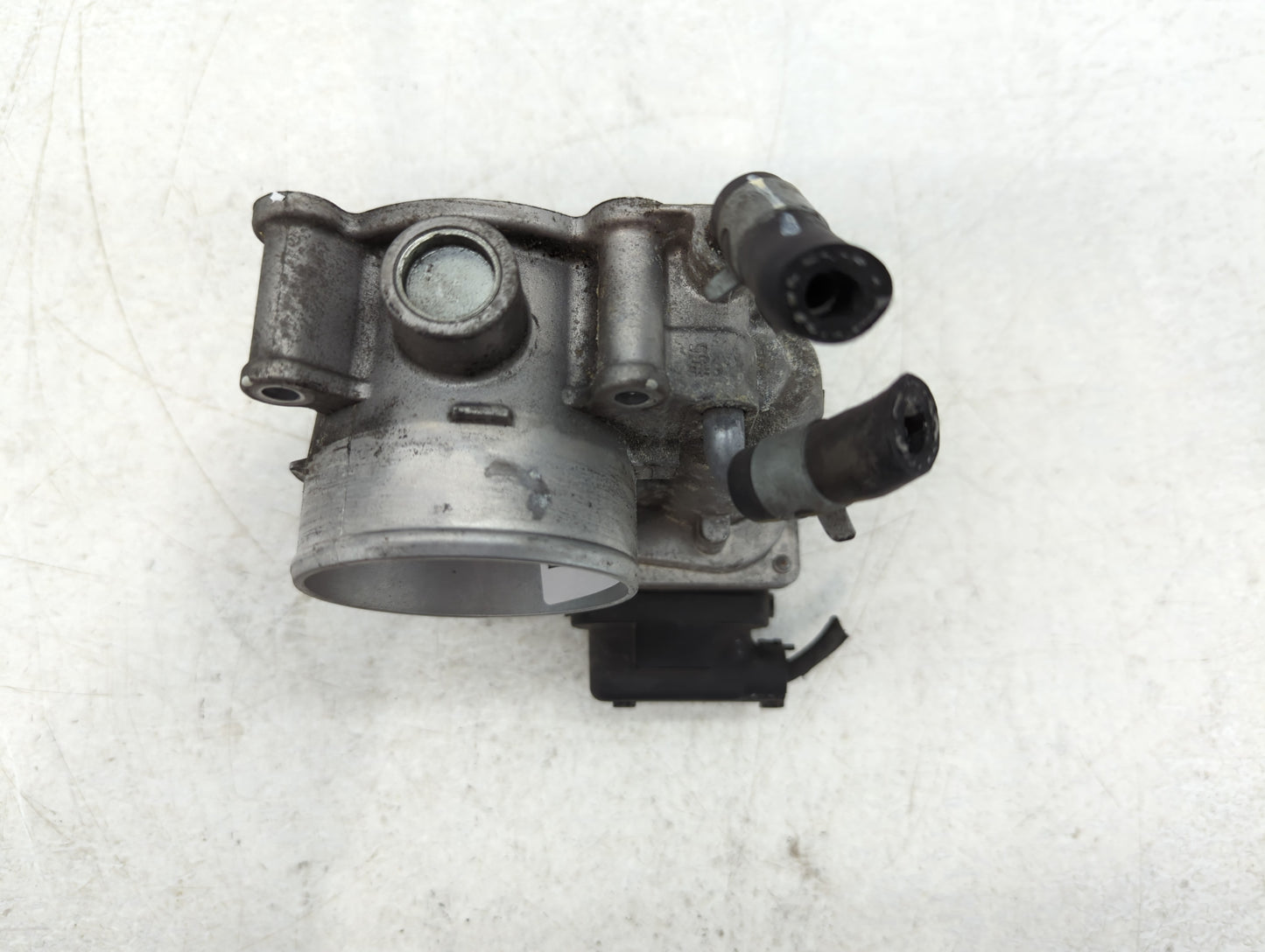 2014-2021 Hyundai Tucson Throttle Body P/N:35100-2E000 Fits Fits 2011 2012 2013 2014 2015 2016 2017 2018 2019 2020 2021 OEM 