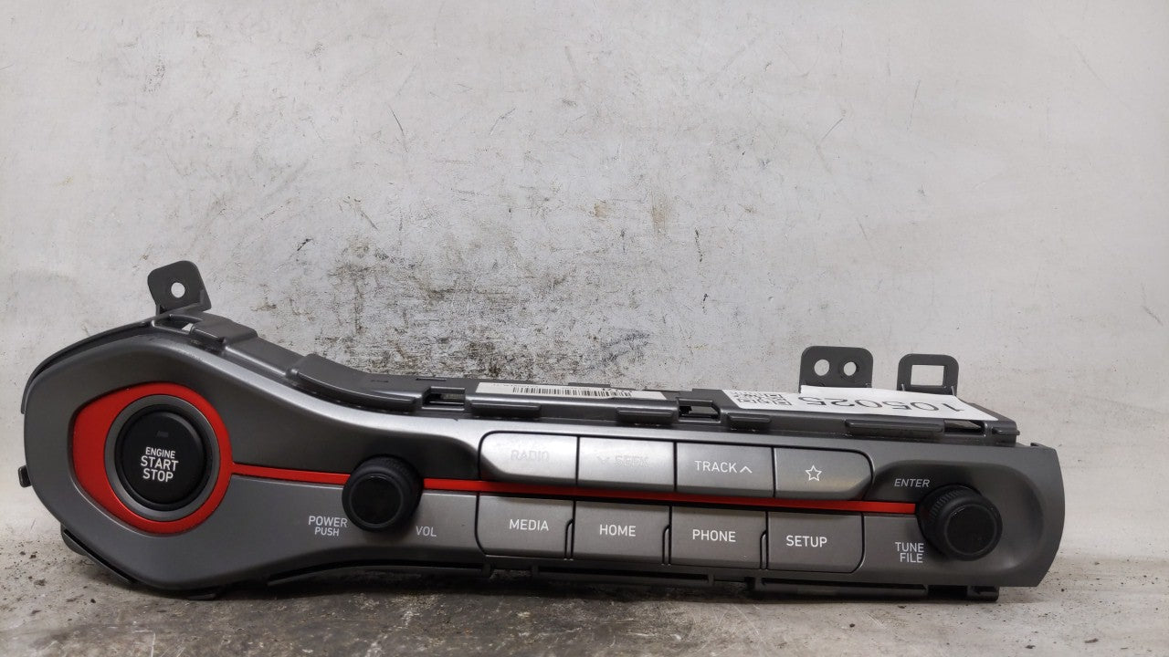 2019 Hyundai Veloster Am Fm Cd Player Radio Receiver - Oemusedautoparts1.com