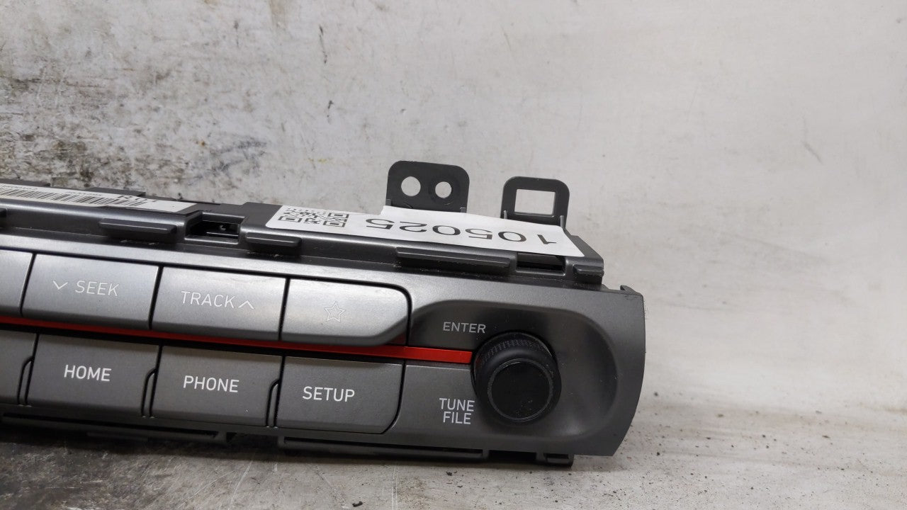 2019 Hyundai Veloster Am Fm Cd Player Radio Receiver - Oemusedautoparts1.com