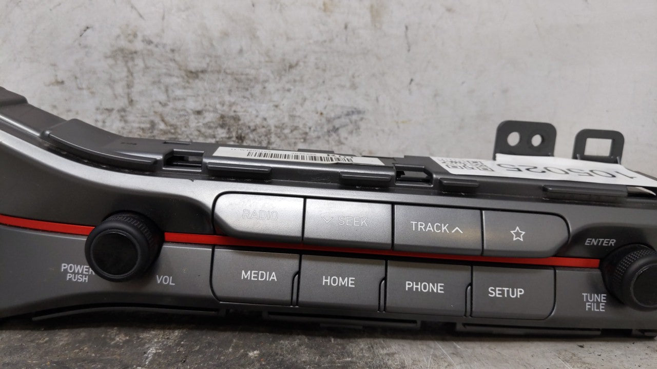 2019 Hyundai Veloster Am Fm Cd Player Radio Receiver - Oemusedautoparts1.com