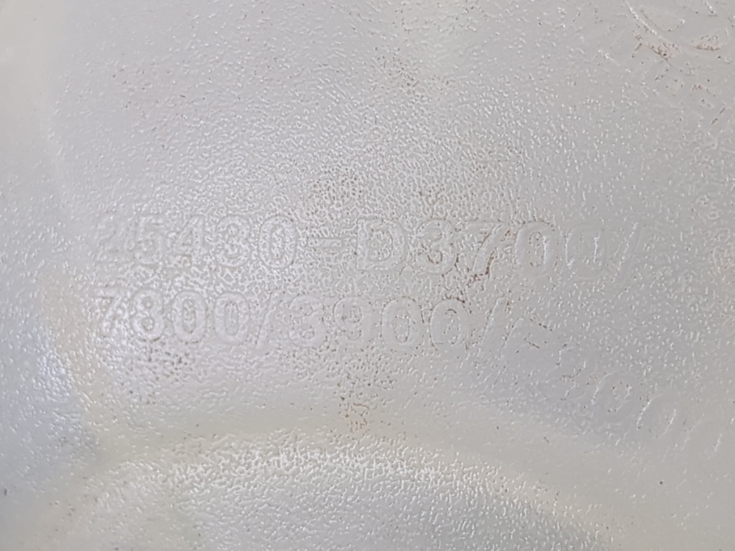 Hyundai Veloster Windshield Washer Fluid Reservoir Bottle Oem - Oemusedautoparts1.com
