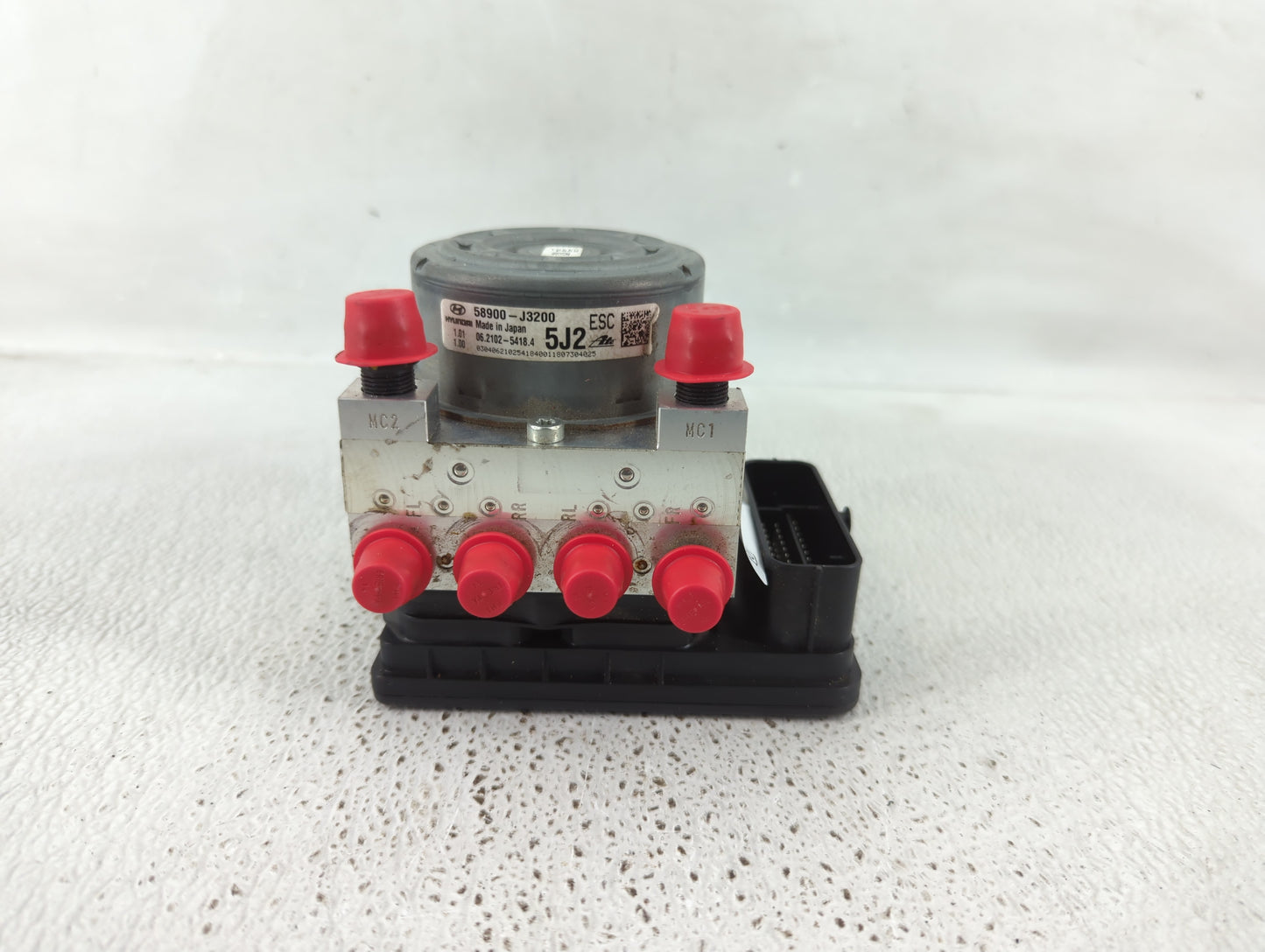 2019-2020 Hyundai Veloster ABS Pump Control Module Replacement P/N:58900-J3200 Fits Fits 2019 2020 OEM Used Auto Parts - Oem