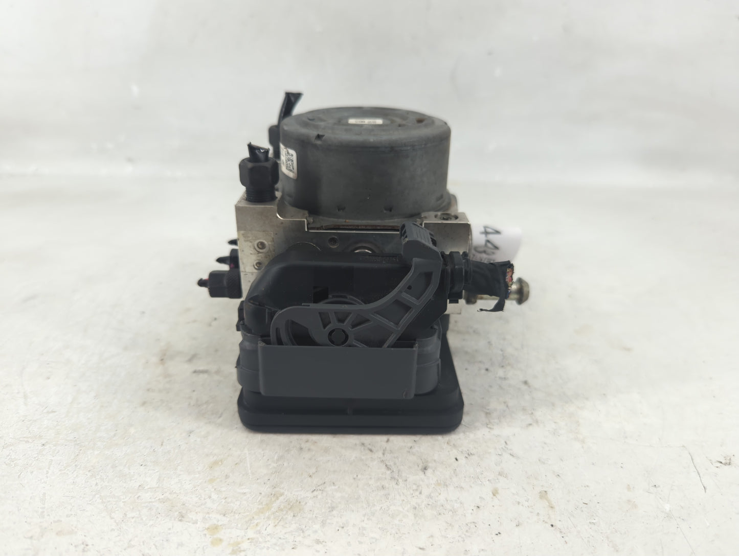 2019-2020 Hyundai Veloster ABS Pump Control Module Replacement P/N:58900-J3200 Fits Fits 2019 2020 OEM Used Auto Parts - Oem