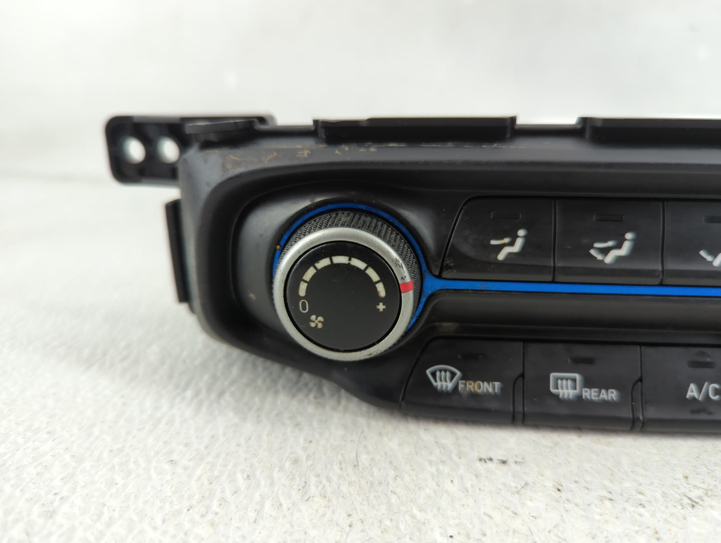 2019-2020 Hyundai Veloster Climate Control Module Temperature AC/Heater Replacement P/N:C20037-3430 Fits Fits 2019 2020 OEM 