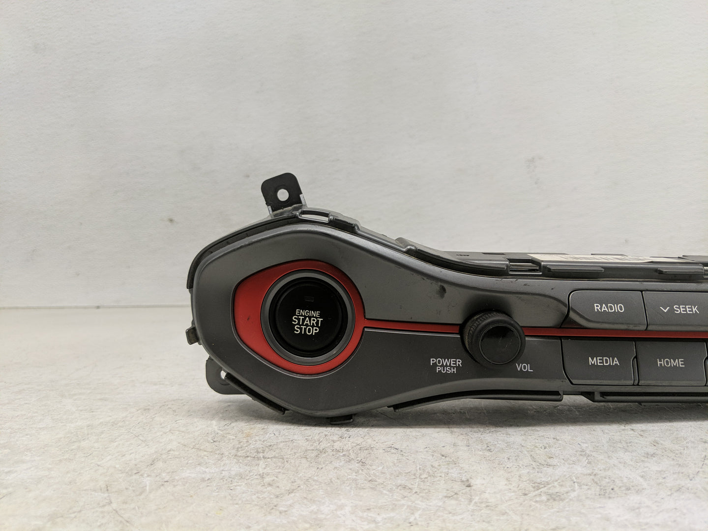 2019-2020 Hyundai Veloster Radio Control Panel - Oemusedautoparts1.com