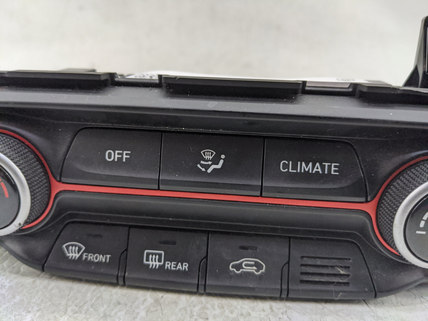 2019-2020 Hyundai Veloster Climate Control Module Temperature AC/Heater Replacement P/N:C20037-1180 Fits Fits 2019 2020 OEM 