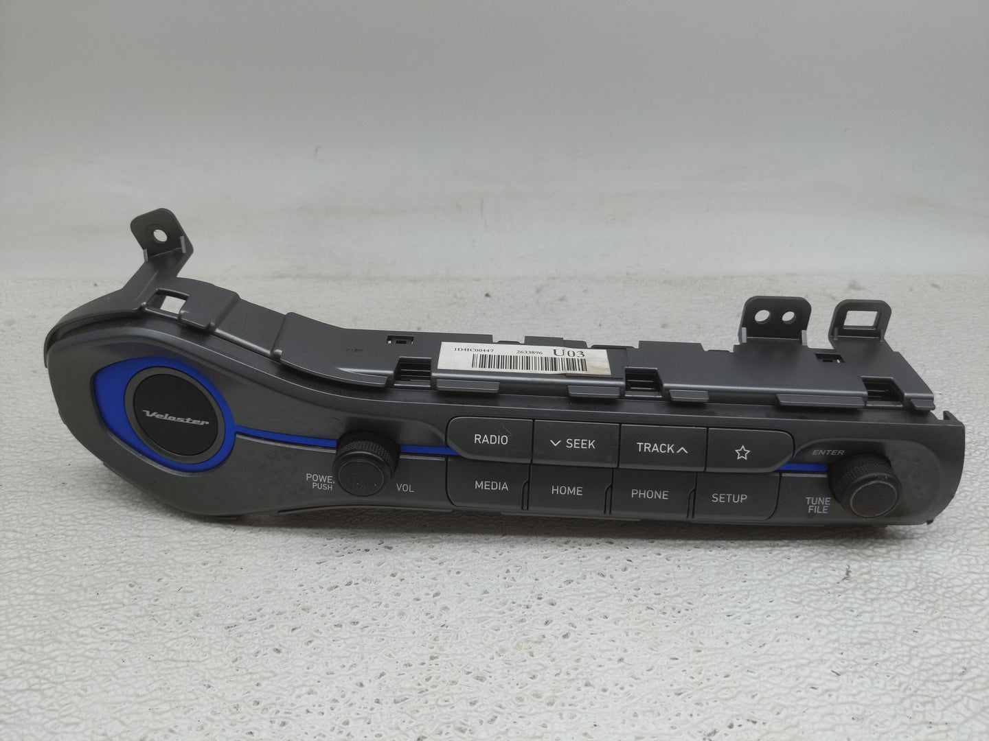 2019-2020 Hyundai Veloster Radio AM FM Cd Player Receiver Replacement P/N:2633896 Fits Fits 2019 2020 OEM Used Auto Parts - 