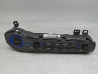 2019-2020 Hyundai Veloster Radio AM FM Cd Player Receiver Replacement P/N:2633896 Fits Fits 2019 2020 OEM Used Auto Parts - 