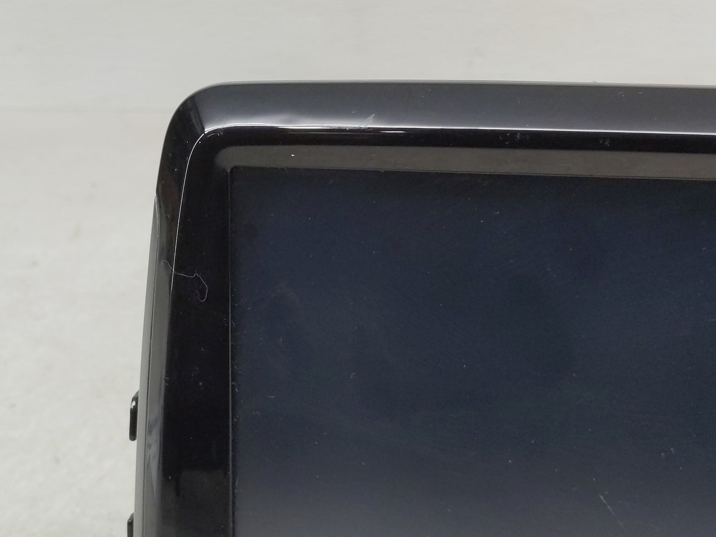 2019-2020 Hyundai Veloster Radio AM FM Cd Player Receiver Replacement P/N:96170-J3510RET Fits Fits 2019 2020 OEM Used Auto P